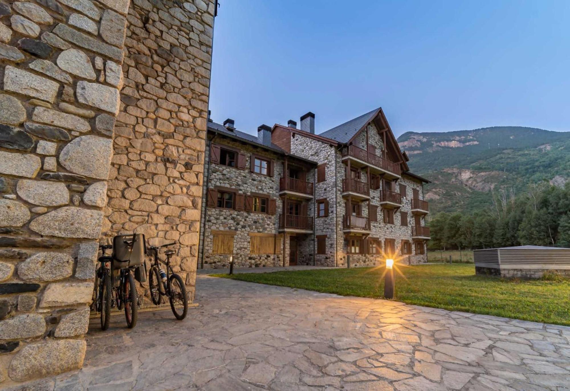 Loira Casa Sanchines Duplex De Lujo En Benasque Apartment ภายนอก รูปภาพ