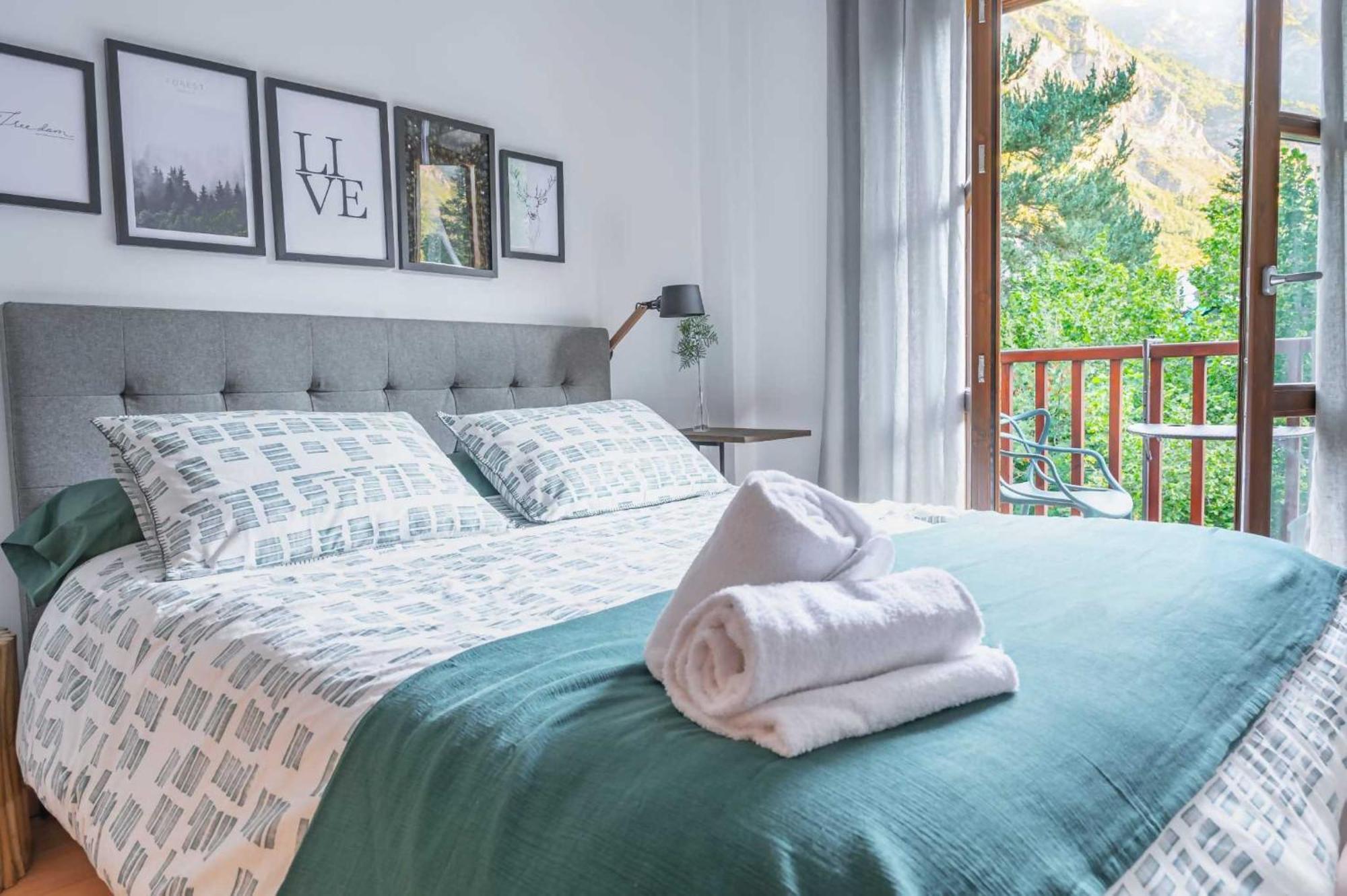Loira Casa Sanchines Duplex De Lujo En Benasque Apartment ภายนอก รูปภาพ