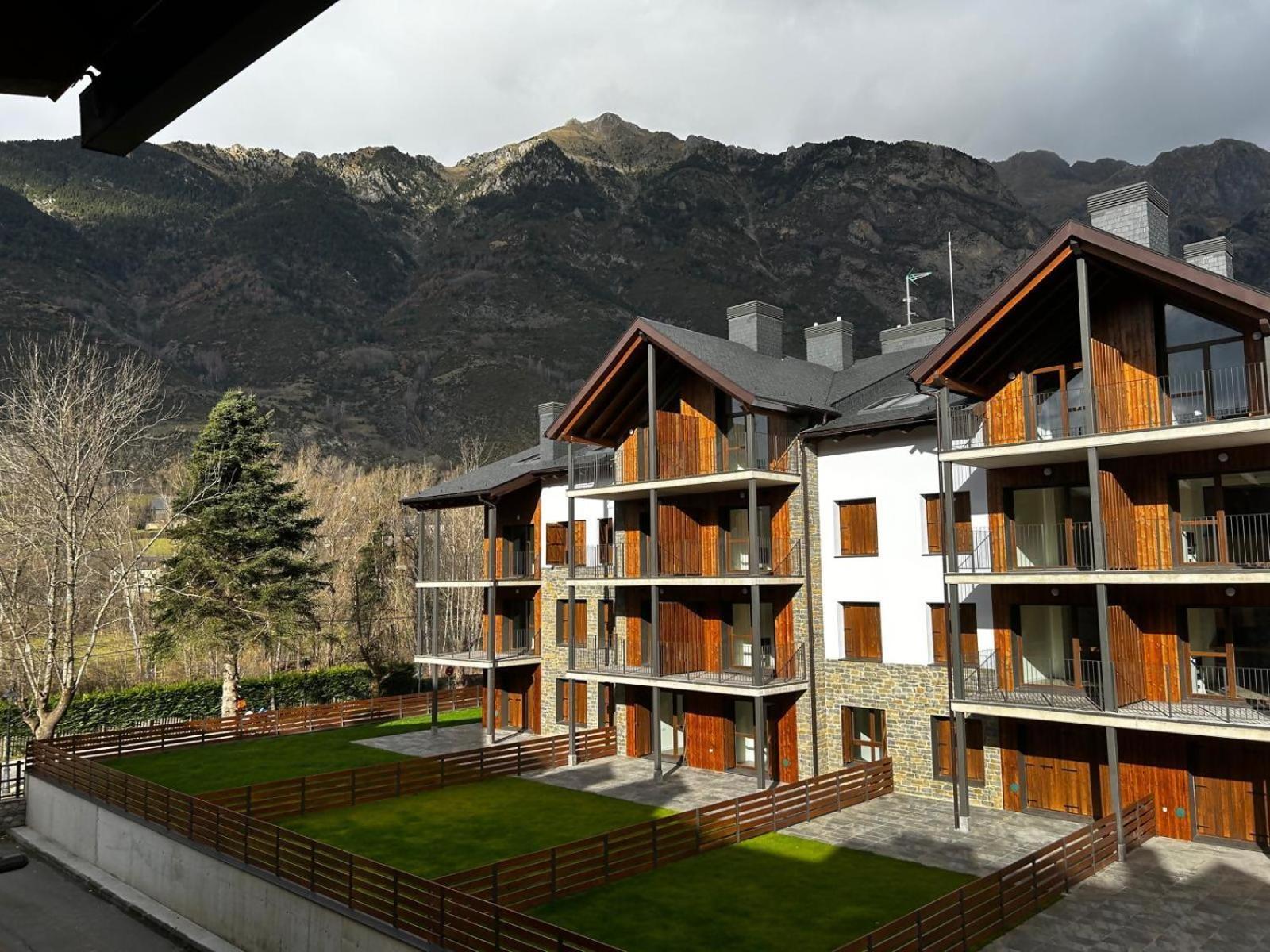 Loira Casa Sanchines Duplex De Lujo En Benasque Apartment ภายนอก รูปภาพ